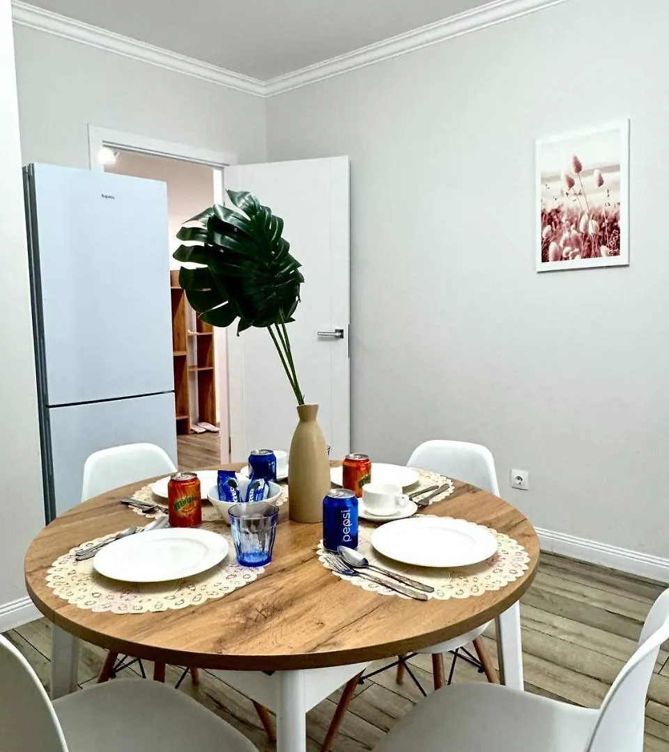 Qonaq Apartments 4You 204 Almaty
